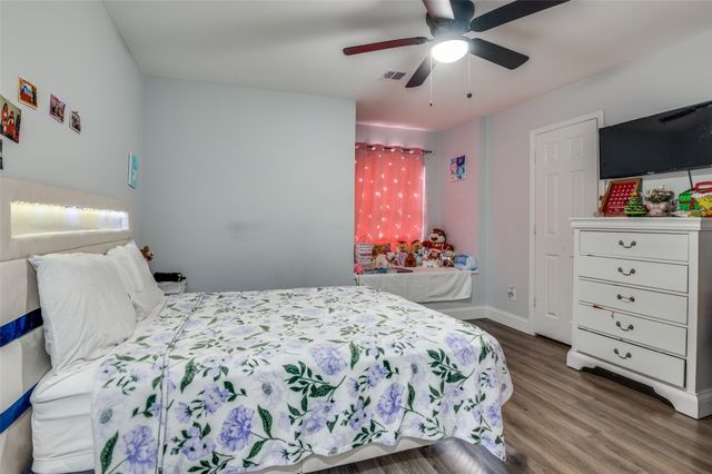 719 Meadowbrooke Circle, Duncanville, TX 75137