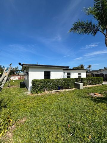 328 Urquhart Street, Lake Worth Beach, FL 33461