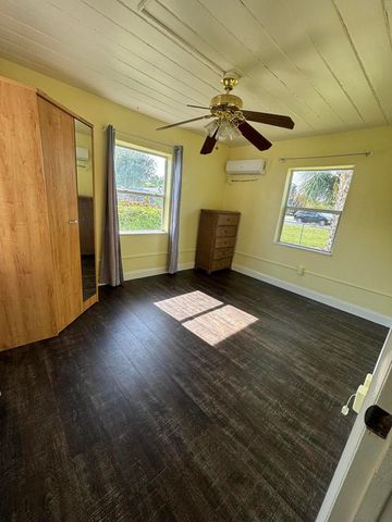 328 Urquhart Street, Lake Worth Beach, FL 33461