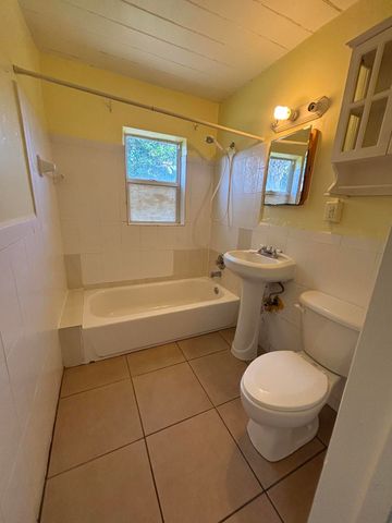 328 Urquhart Street, Lake Worth Beach, FL 33461