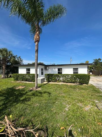 328 Urquhart Street, Lake Worth Beach, FL 33461