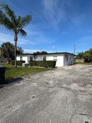 328 Urquhart Street, Lake Worth Beach, FL 33461