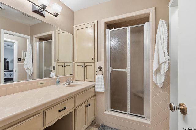 306 Dellwood Drive, Mount Pleasant, TX 75455