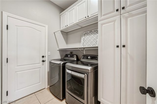 880 Benson Circle, Pahrump, NV 89060
