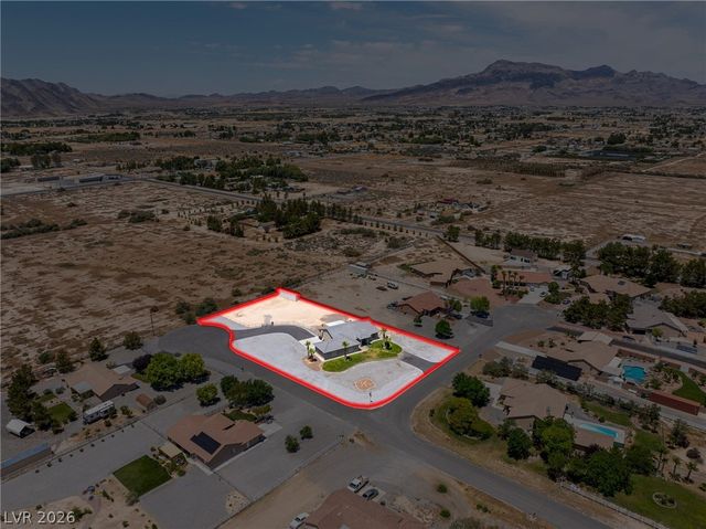 880 Benson Circle, Pahrump, NV 89060