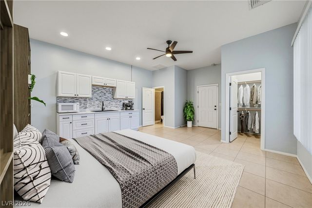 880 Benson Circle, Pahrump, NV 89060