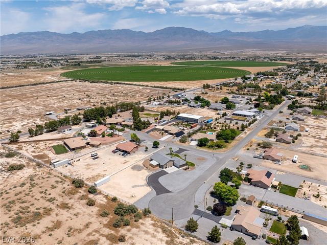 880 Benson Circle, Pahrump, NV 89060