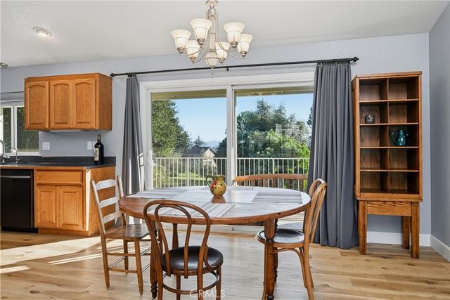 19093 Ravenhill Road, Hidden Valley Lake, CA 95467