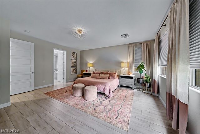 5937 Villa Loma Street, Las Vegas, NV 89148