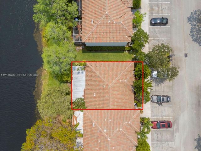 20869 NW 4th St, Pembroke Pines, FL 33029