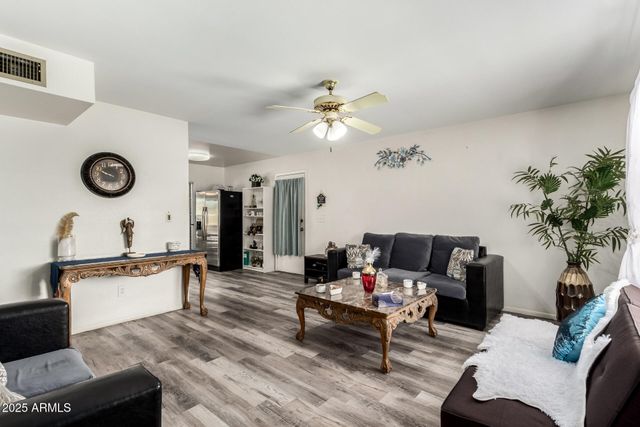 15618 N 21ST Street, Phoenix, AZ 85022