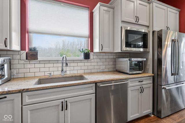 10941 Towpath Court, Fortville, IN 46040