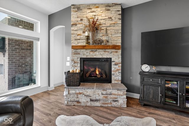 10941 Towpath Court, Fortville, IN 46040