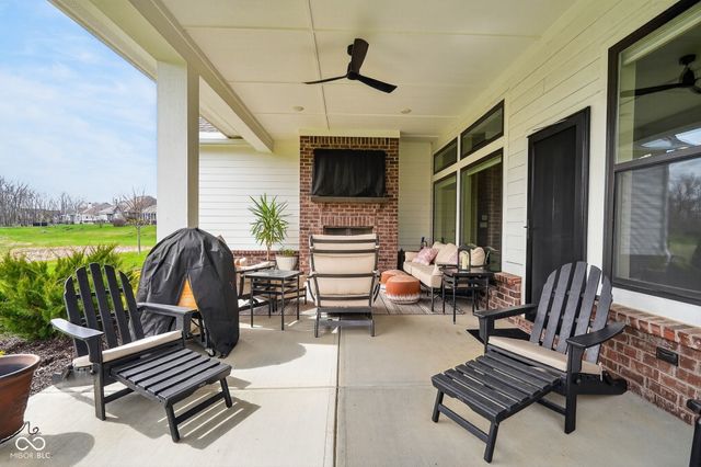 10941 Towpath Court, Fortville, IN 46040