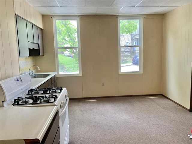 1100 Grand Ave, Brighton Heights, PA 15212