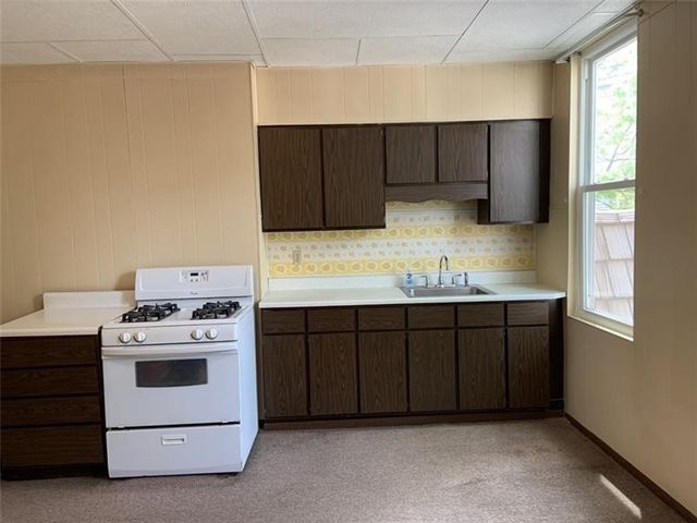 1100 Grand Ave, Brighton Heights, PA 15212