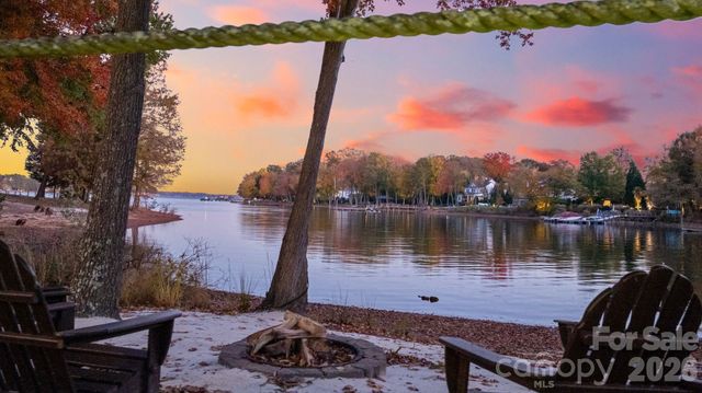 190 Cape Cod Way, Mooresville, NC 28117