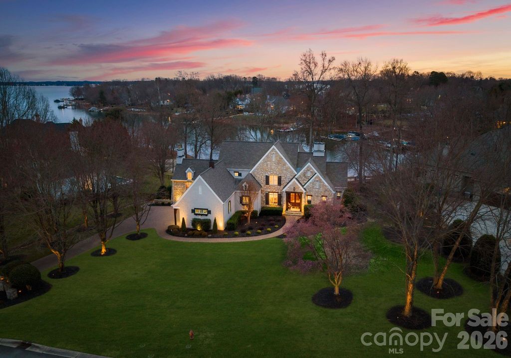 190 Cape Cod Way, Mooresville, NC 28117