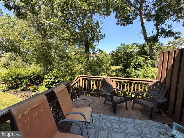 25 ISLAND BREEZE CT, Stafford Twp, NJ 08050