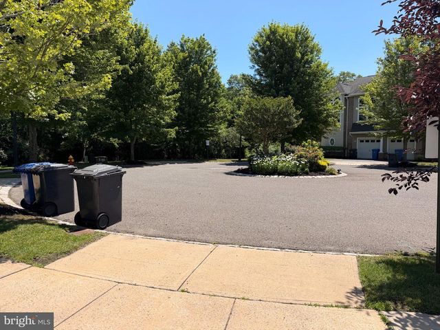 25 ISLAND BREEZE CT, Stafford Twp, NJ 08050