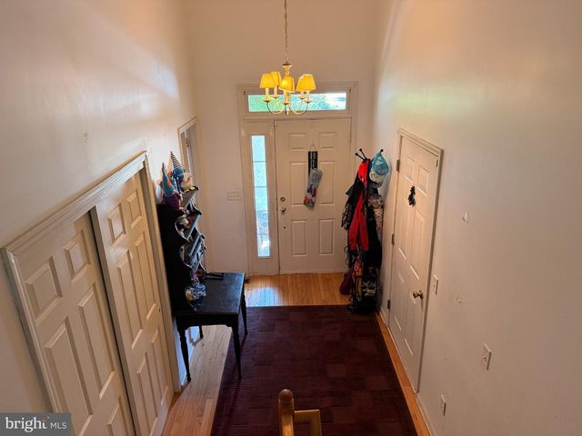 25 ISLAND BREEZE CT, Stafford Twp, NJ 08050