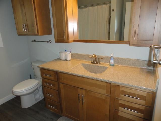 525 Eagle Ridge Ln, Portage, WI 53901