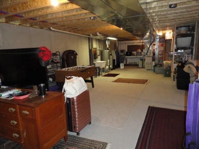 525 Eagle Ridge Ln, Portage, WI 53901