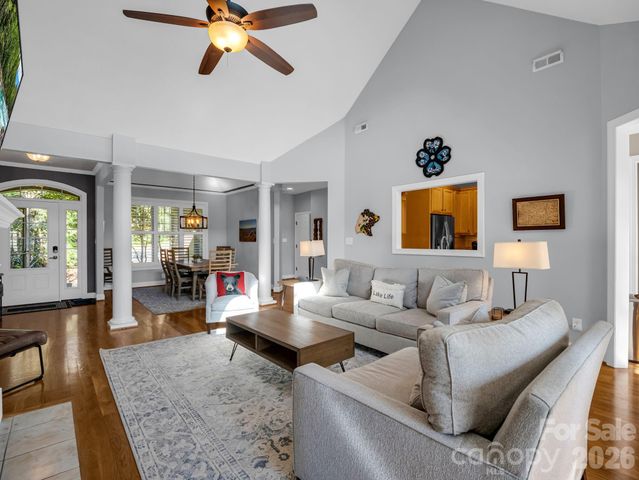224 Highland Heights, Lake Lure, NC 28746