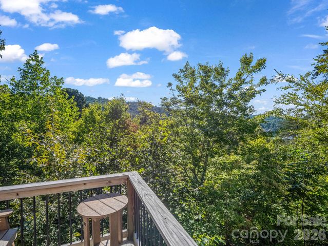 224 Highland Heights, Lake Lure, NC 28746
