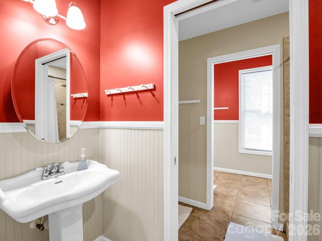 224 Highland Heights, Lake Lure, NC 28746