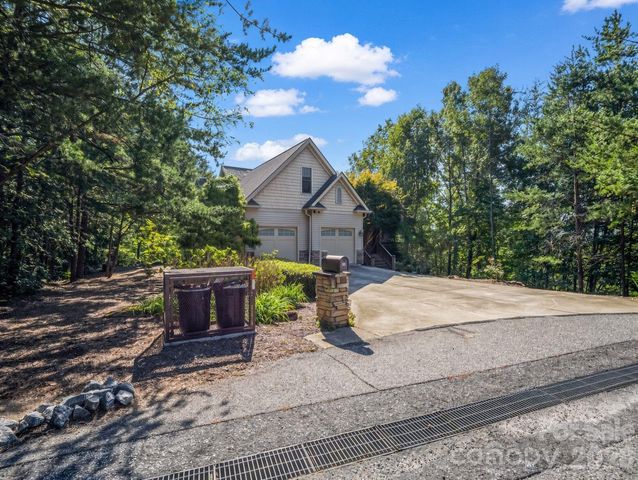 224 Highland Heights, Lake Lure, NC 28746