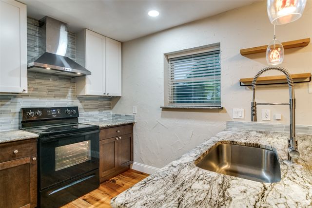 3019 Panhandle Drive, Grapevine, TX 76051