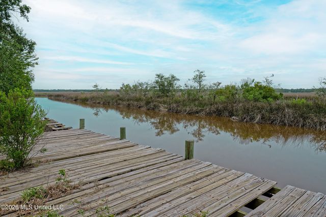 5190 Mcclellen Drive, Pass Christian, MS 39571