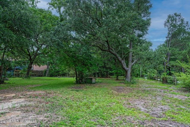 5190 Mcclellen Drive, Pass Christian, MS 39571