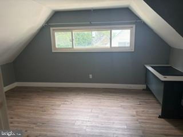 20 INWOOD RD, Levittown, PA 19057