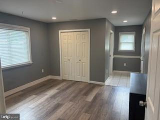 20 INWOOD RD, Levittown, PA 19057