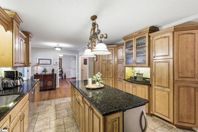 130 Cannon Lane, Easley, SC 29640