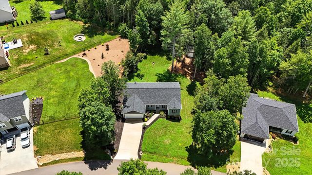 1739 Plantation Loop, Morganton, NC 28655