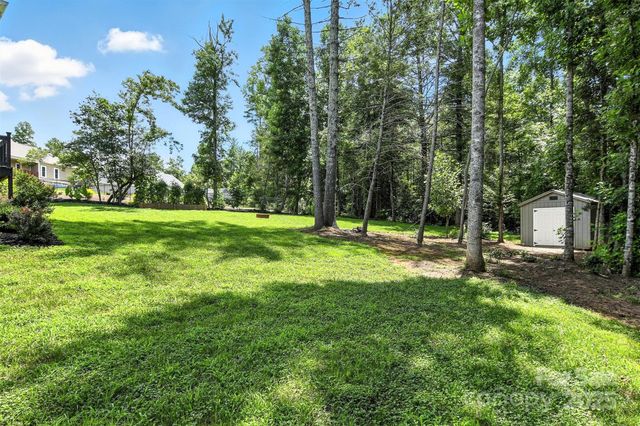 1739 Plantation Loop, Morganton, NC 28655