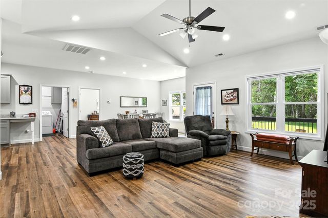 1739 Plantation Loop, Morganton, NC 28655