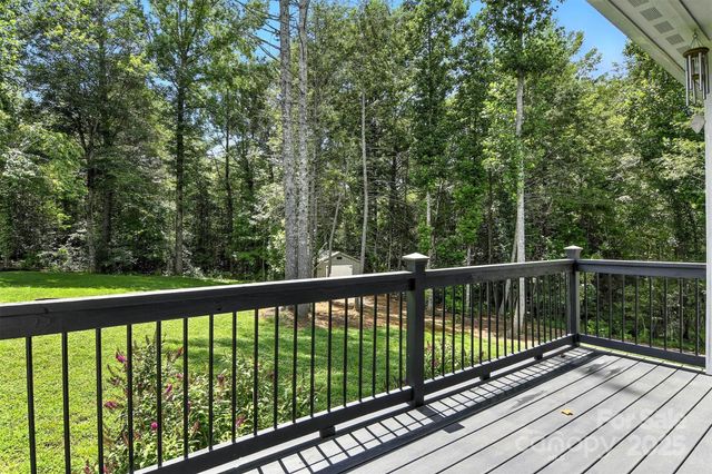 1739 Plantation Loop, Morganton, NC 28655