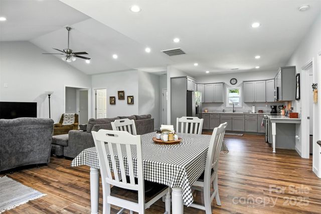 1739 Plantation Loop, Morganton, NC 28655