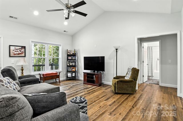 1739 Plantation Loop, Morganton, NC 28655