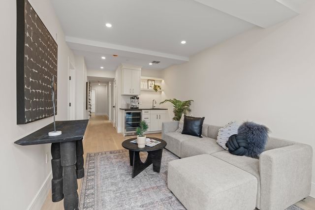 326 Lowell Street 1, Somerville, MA 02145