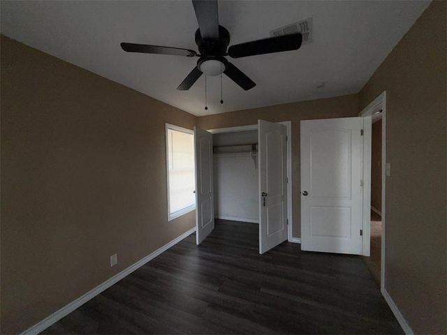 115 E Broadway Ave, Portland, TX 78374