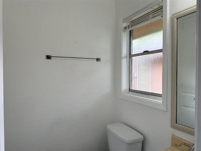 115 E Broadway Ave, Portland, TX 78374