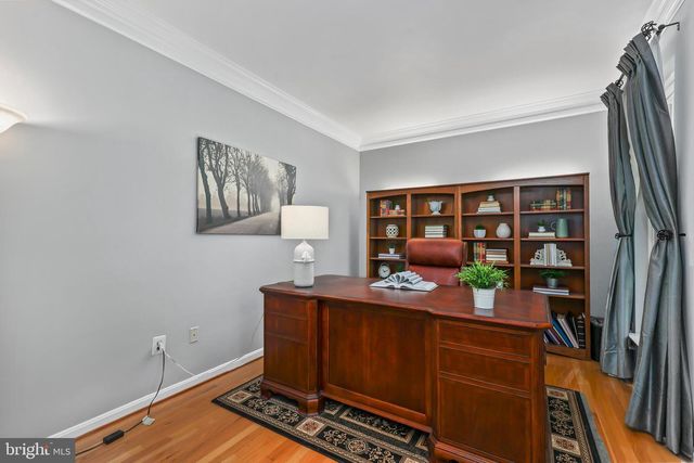 6290 HAPPY CREEK RD, Manassas, VA 20112