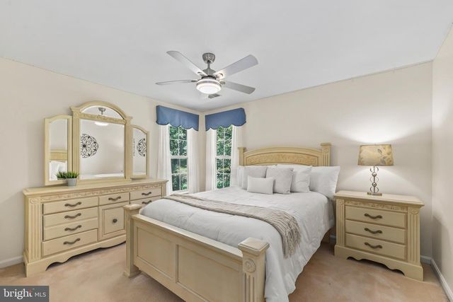 6290 HAPPY CREEK RD, Manassas, VA 20112