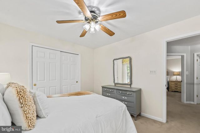 6290 HAPPY CREEK RD, Manassas, VA 20112