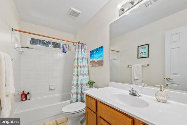 6290 HAPPY CREEK RD, Manassas, VA 20112